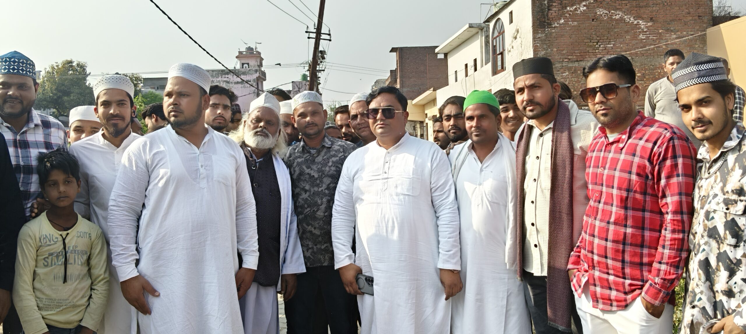 ग्राम गाड़ो वाली में कूड़े का अंबार, स्कूल और मस्जिद के सामने हालात चिंताजनक, जिला अध्यक्ष अलीम अंसारी ने एसडीएम से की वार्ता, शीघ्र समाधान का मिला आश्वासन